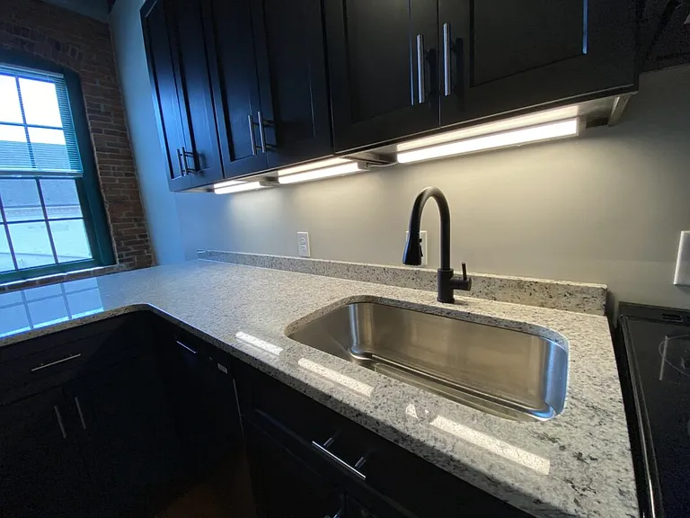 Prince Street Lofts — Photo 73