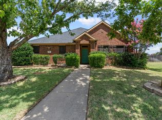 2006 Hunters Glen Ct, Midlothian, TX 76065