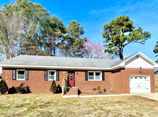1812 Providence Rd, Elizabeth City, NC 27909