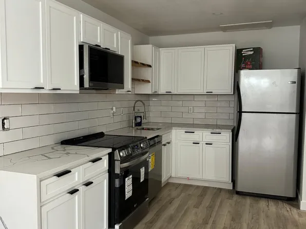 7556 Woodbine Dr, Laurel, MD 20707