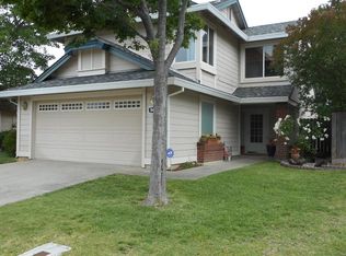 9450 Trenholm Dr, Elk Grove, CA 95758