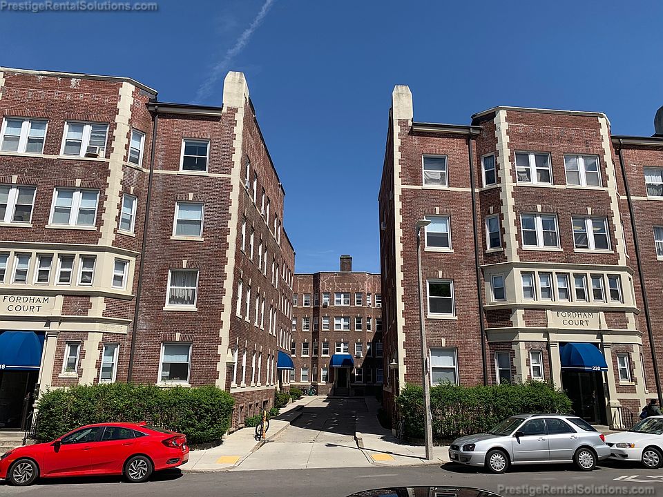 2nd image of 220 South St #8