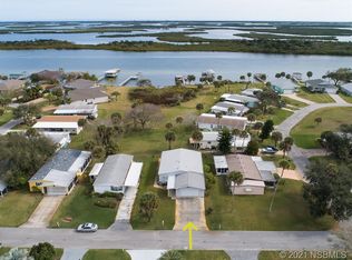 533 Cheyenne Dr, Oak Hill, FL 32759