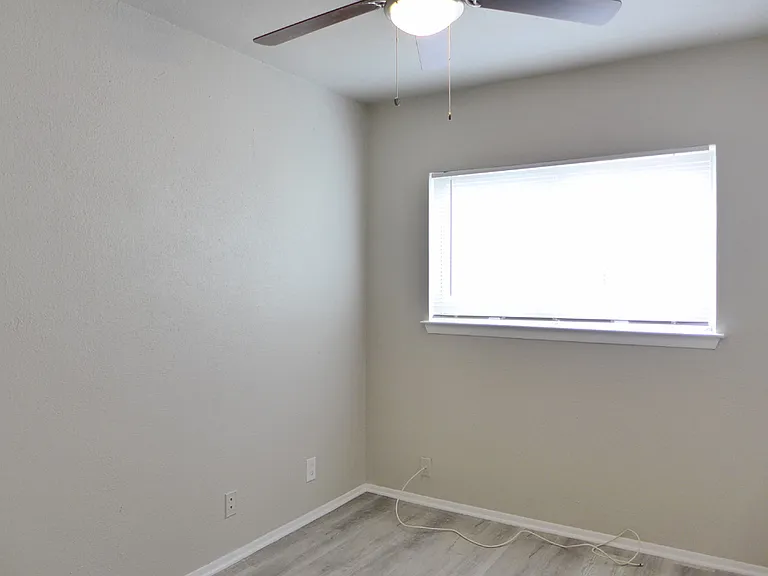 10318 Cone Hill Dr — Photo 15
