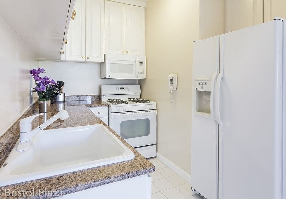 1st image of 210 E 65th St APT 5F