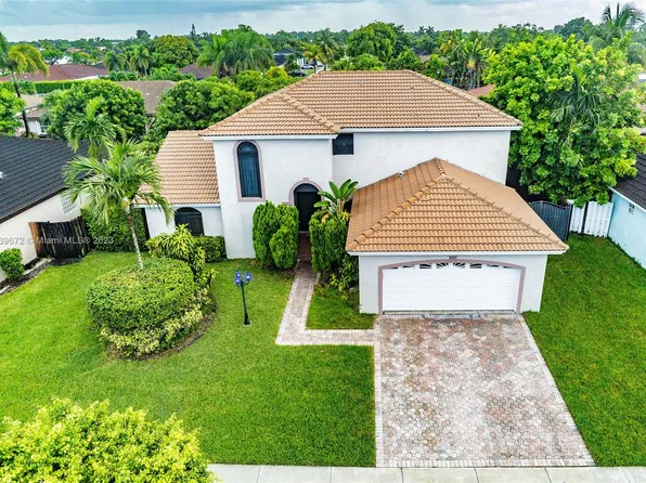 16946 SW 153rd Ct, Miami, FL 33187