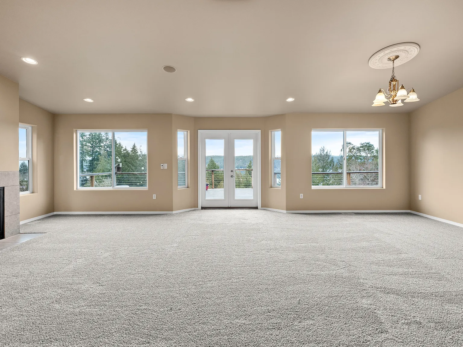 231 Linda Vista Ct - . — Photo 2