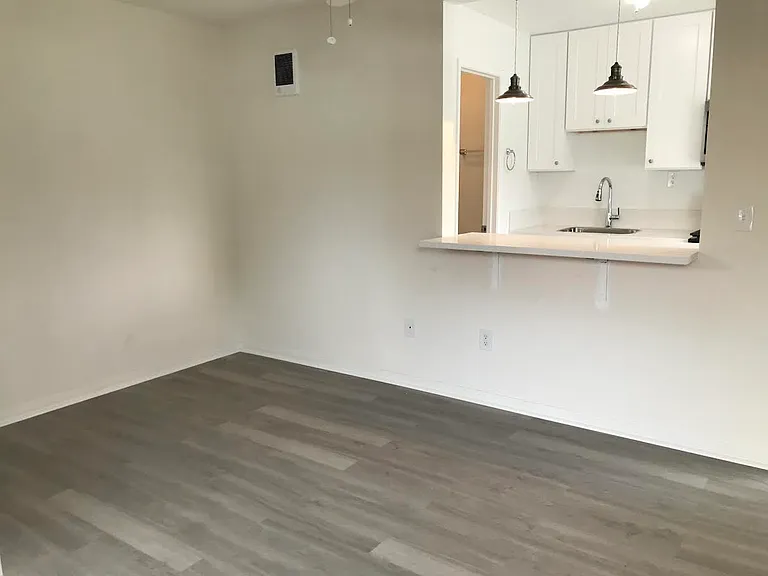 370 Chinquapin Ave — Photo 10
