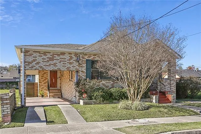 2 bed, 1.0 bath, 1150 sqft, $1,700 — Photo 3