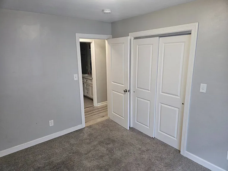 2723 Priscilla Ave — Photo 14