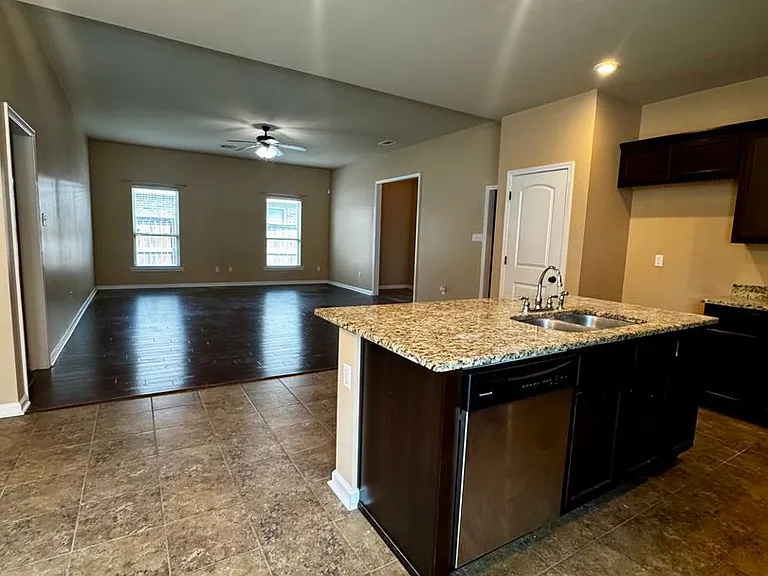 8624 Abertay Ave — Photo 7