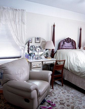 4th image of 3530 73rd St APT 4A