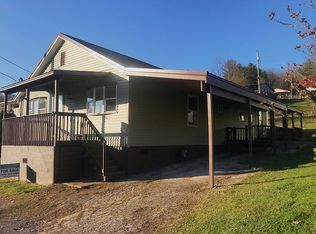 744 Camden Ave, Weston, WV 26452