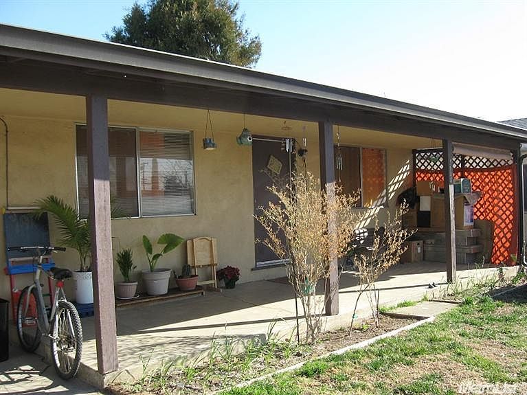 2nd image of 5608 8th St
