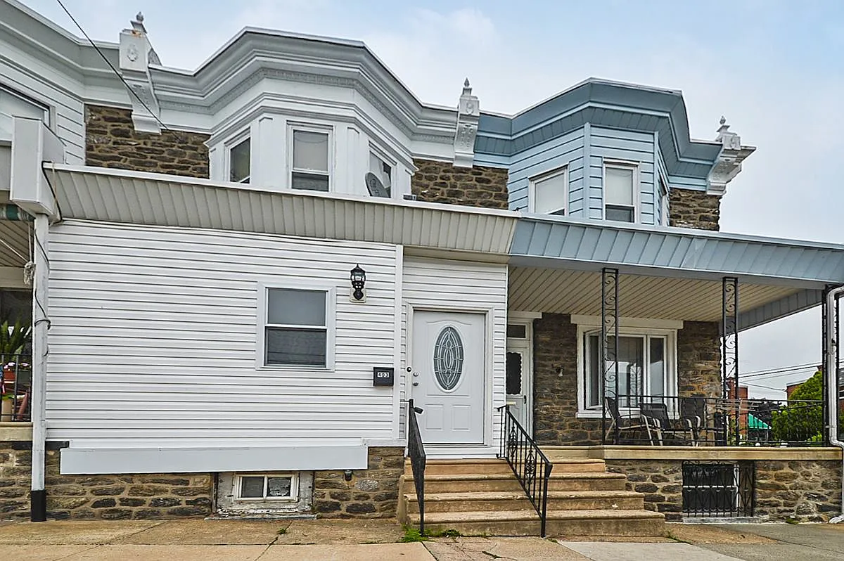 403 Righter St photo 1