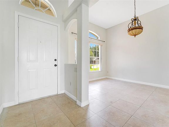 2nd image of 4390 King Edward Dr