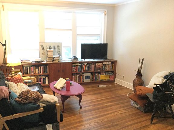 5th image of 56 Concord Ave APT 25