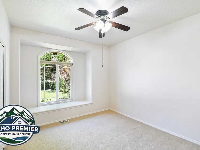 418 E Trailside Dr — Photo 22