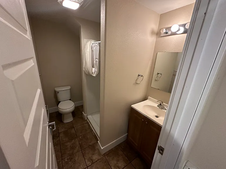 502 Taylor St #8 — Photo 5