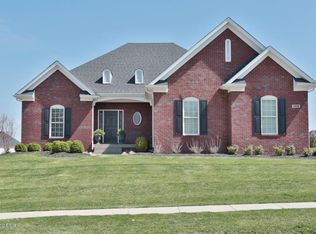 7002 Creekton Dr, Louisville, KY 40241