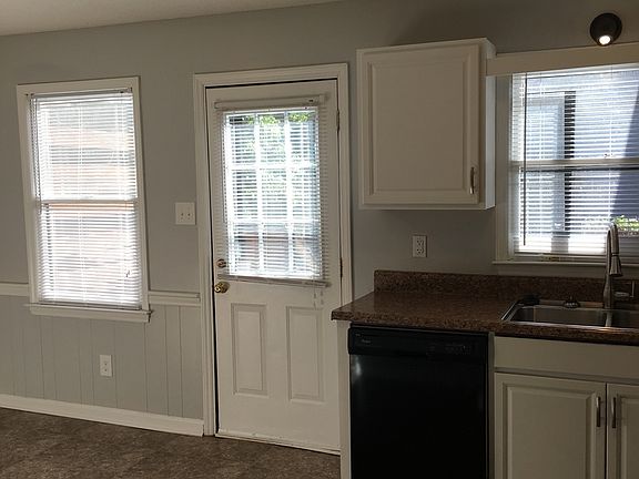 2nd image of 101 Terrace Dr #102-A
