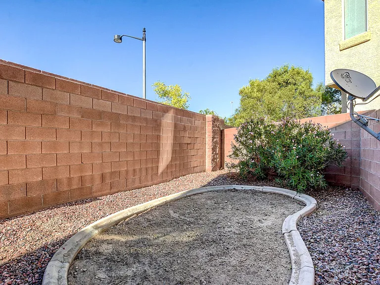 8285 Begonia Blush Dr — Photo 28