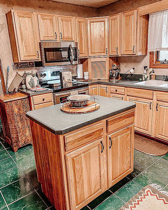 542 Harvey Ln, Max Meadows, VA 24360 Zillow