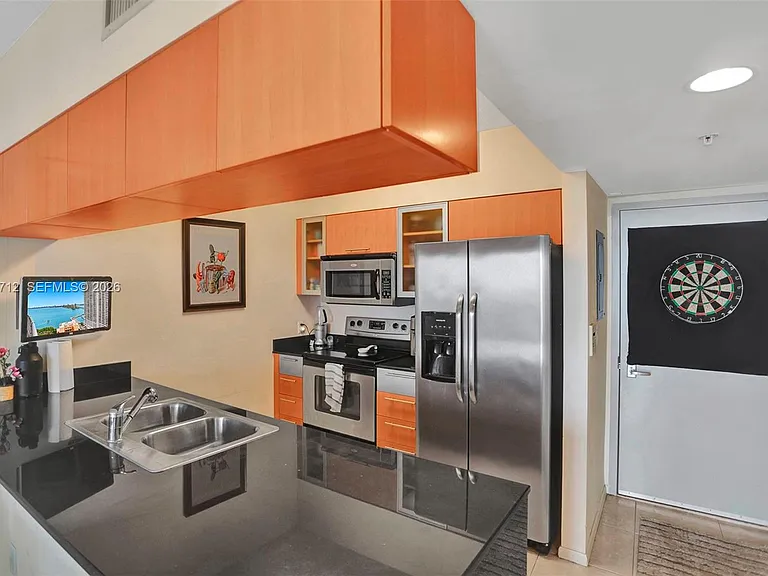 1750 N Bayshore Dr #2206 — Photo 4