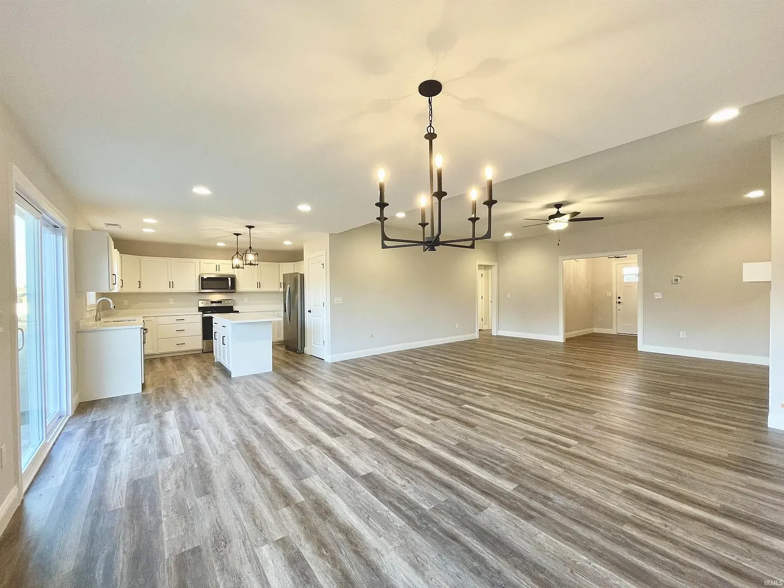 3 bed, 1743 sqft, $2,500 — Photo 1