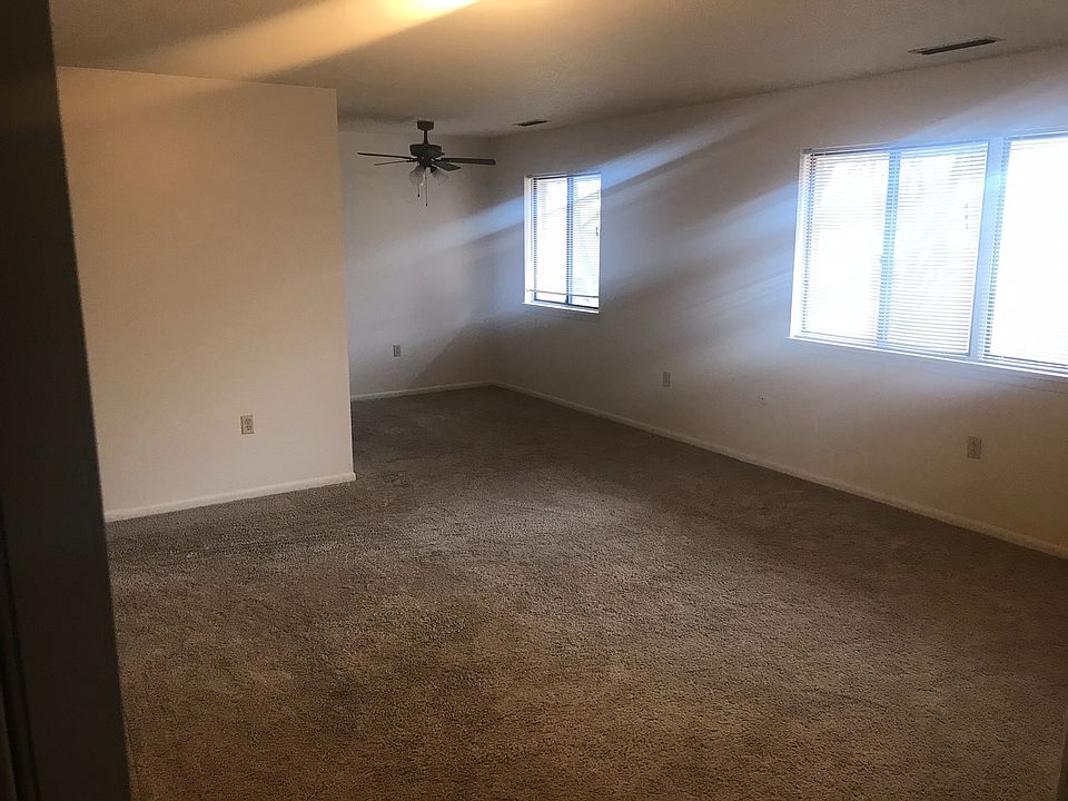 1st image of 1403 Peninsula Dr APT 12