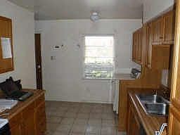 5th image of 1201 Belvedere Dr