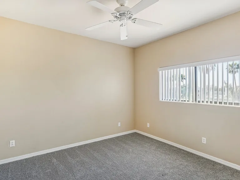 Sereno Townhomes — Photo 34