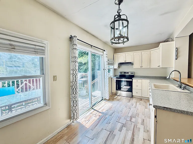 112 Ochsner Pl — Photo 14