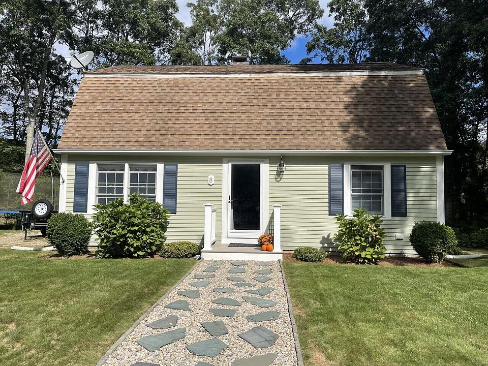 1st image of 8 Deerwood Dr