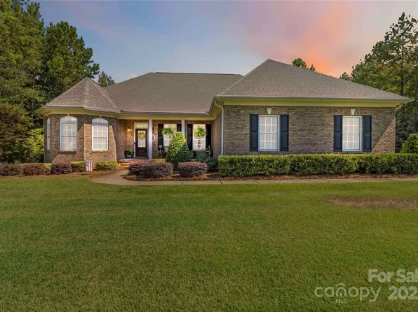 200 Copper Kettle Dr, Rock Hill, SC 29732