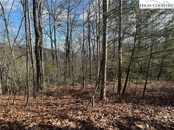 30 Austin Valley Drive, Lenoir, NC 28645