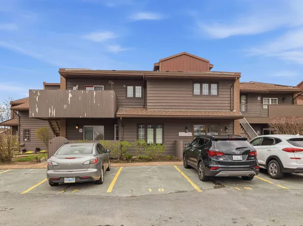 4 Rose Way #9, Halifax, NS B2Y 4L9