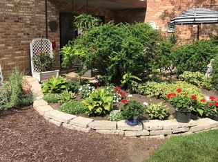 475 N Cass Ave APT 107, Westmont, IL 60559