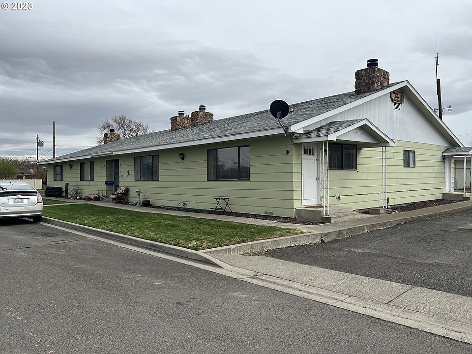 2nd image of 10 Linden Dr