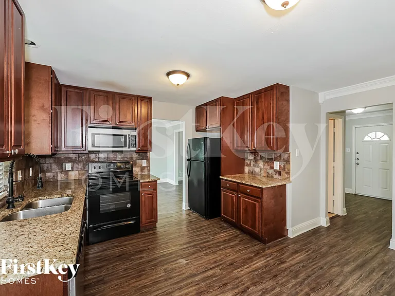 213 Ripplewood Dr — Photo 7