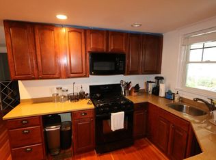 54 Dixon St #1, Newport, RI 02840