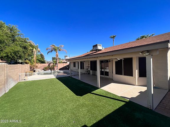 2nd image of 8342 W SURREY Avenue