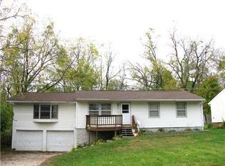 923 7th St SE, Mount Vernon, IA 52314