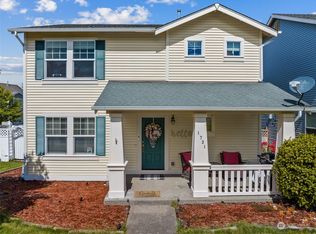 1731 Cadborough Ln, Dupont, WA 98327