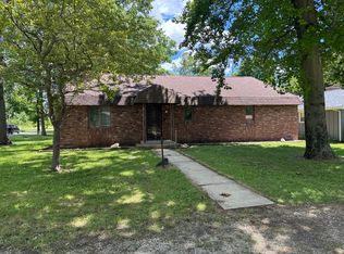 304 Ellenhurst Dr, Anderson, IN 46012