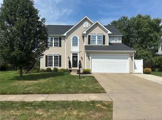 9725 Diamond Ridge Cir NW, Canal Fulton, OH 44614