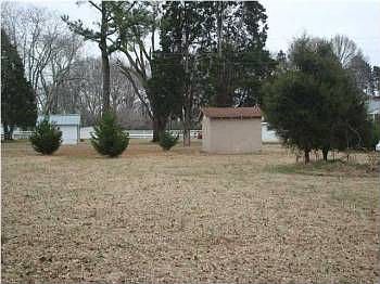 2nd image of 455 Mount Pleasant Rd