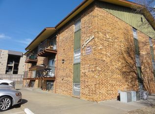 1860 College Heights Rd, Manhattan, KS 66502