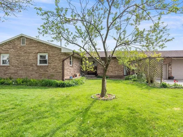 106 N Garr St, Walton, IN 46994