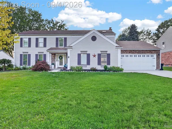 37967 W Meadowhill Dr, Northville, MI 48167
